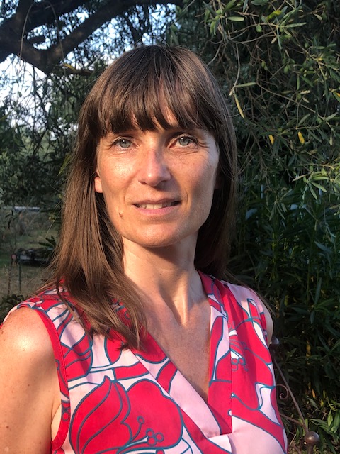 Professeur Laure Saintier